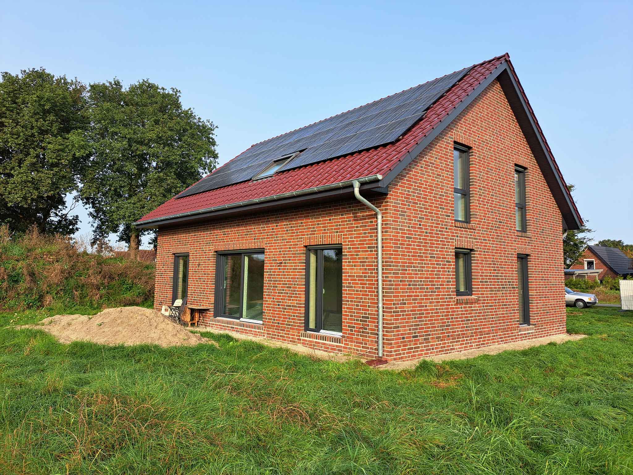 Neubau Einfamilienhaus mit moderner Architektur in Wittmund – Toben Bauunternehmen Ostfriesland