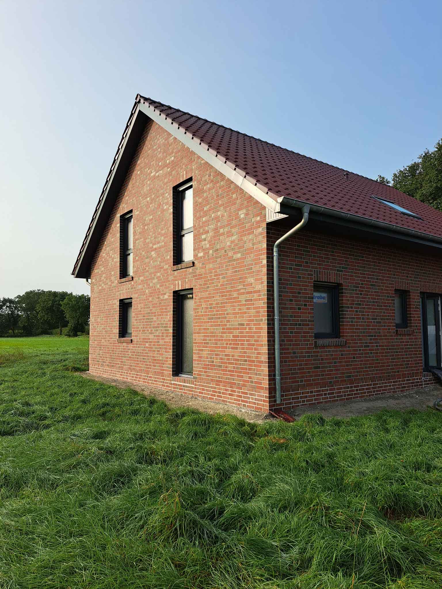Neubau Einfamilienhaus mit moderner Architektur in Wittmund – Toben Bauunternehmen Ostfriesland